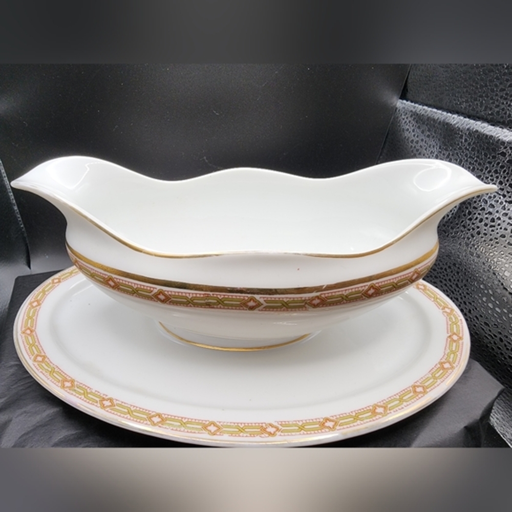 Heinrich H & Co. Selb Bavaria Bone Gravy Boat Early 1900s Vintage!